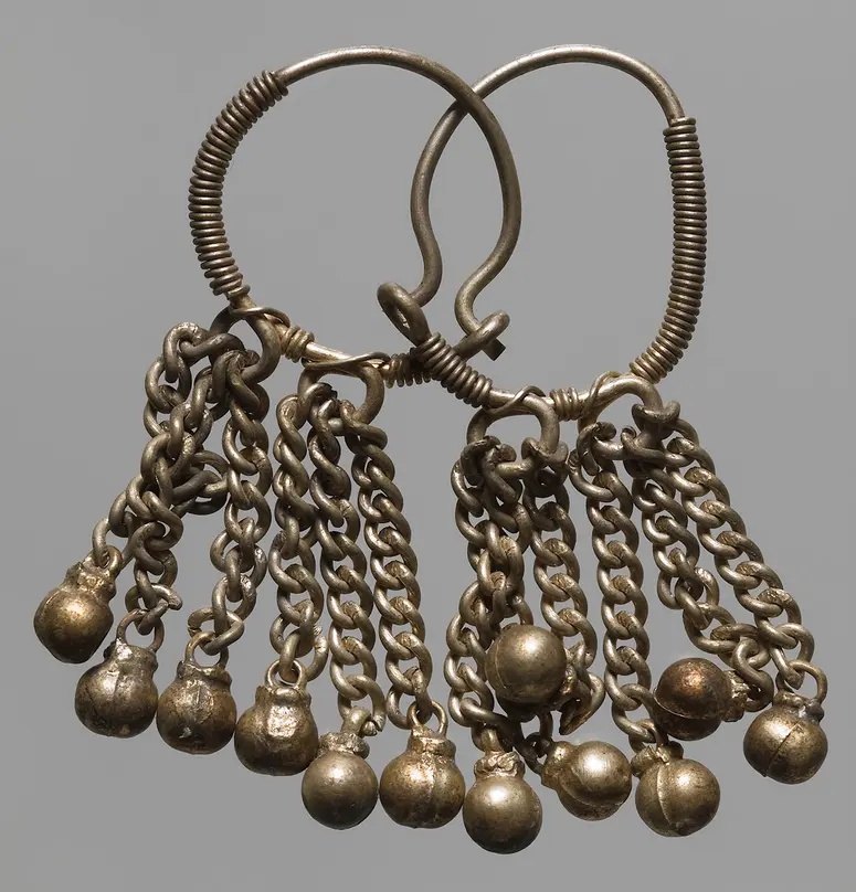 Ohrschmuck