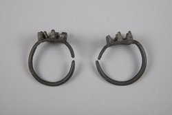 Paar Ohrschmuck