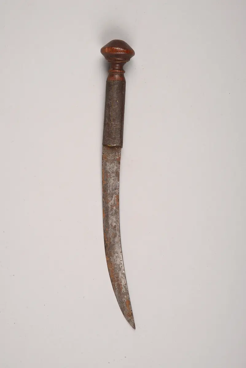 Messer mit Scheide