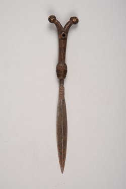 Messer mit Scheide