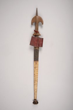 Messer mit Scheide