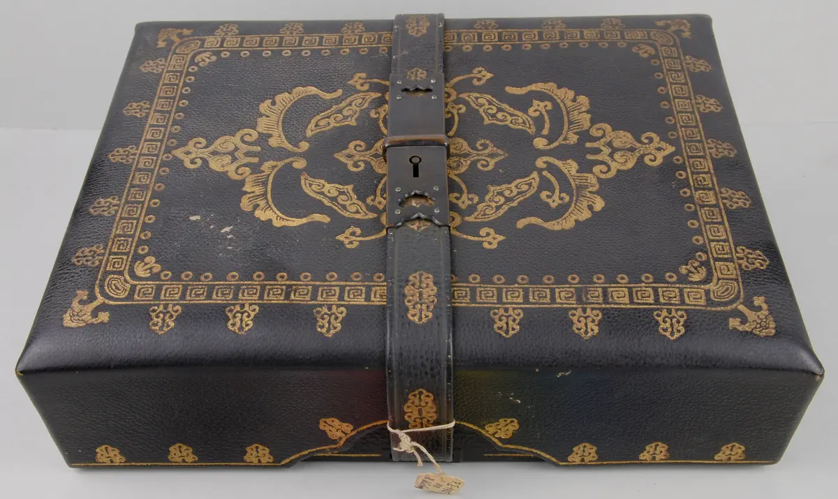 Casket for letters
