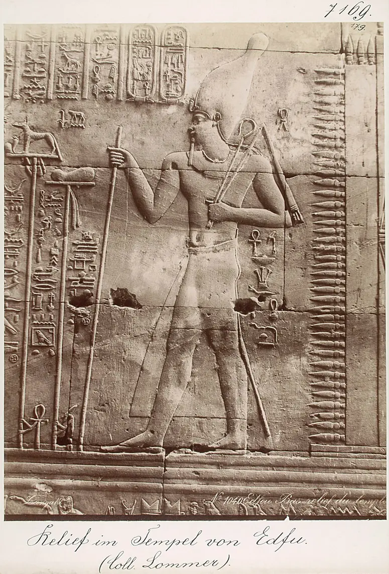 Relief im Tempel von Edfu