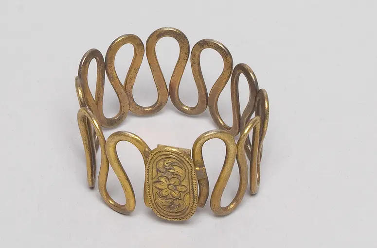 Armschmuck