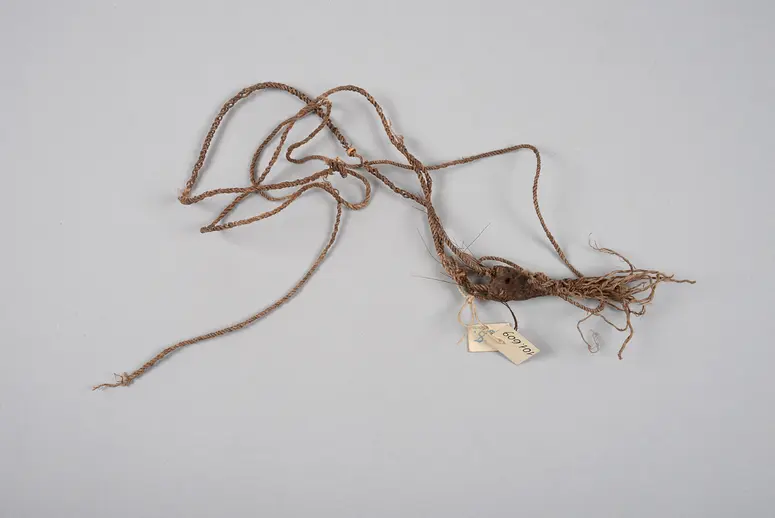 Halskette (Amulett)