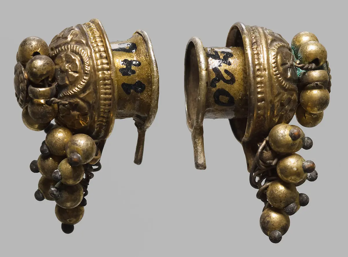 Ohrschmuck