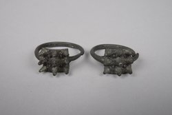 Paar Ohrschmuck