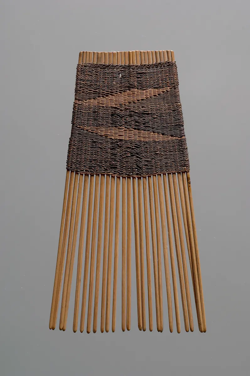Comb