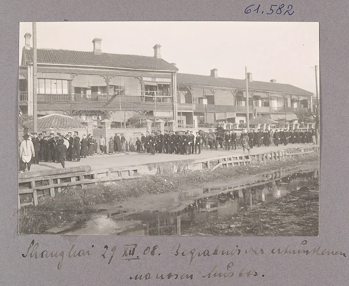 Shanghai. 29.12.1908. Begräbnis des ertrunkenen Matrosen Mustos
