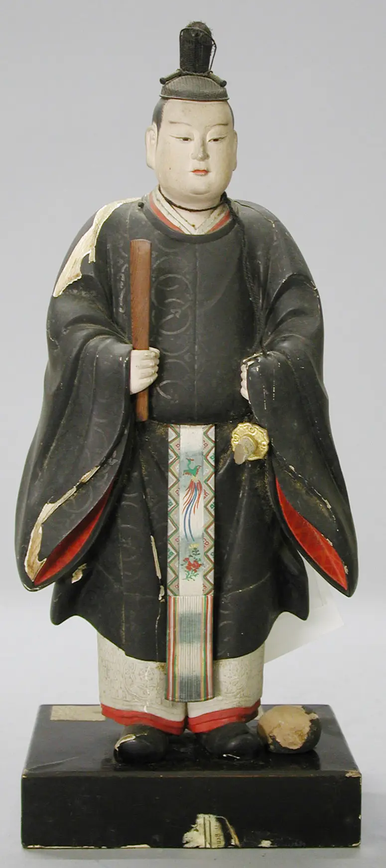 Figur eines Shintō-Priesters
