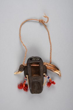 Brustschmuck