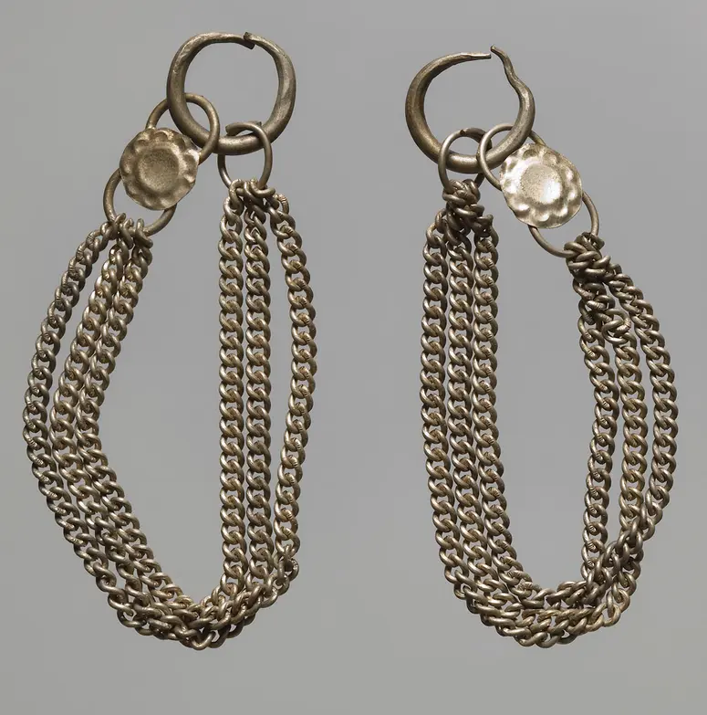 Ohrschmuck