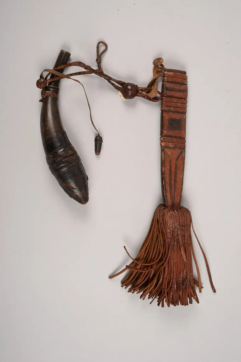 Sheath with Powder Horn