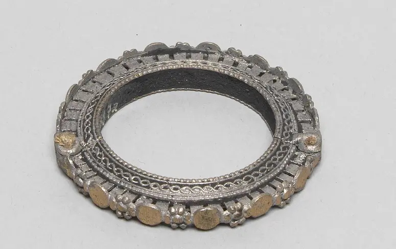Armschmuck