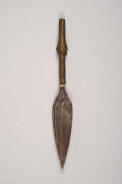 Messer mit Scheide