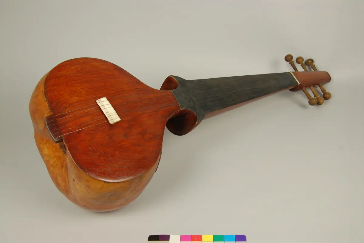 Musikinstrument, Sur Sringara