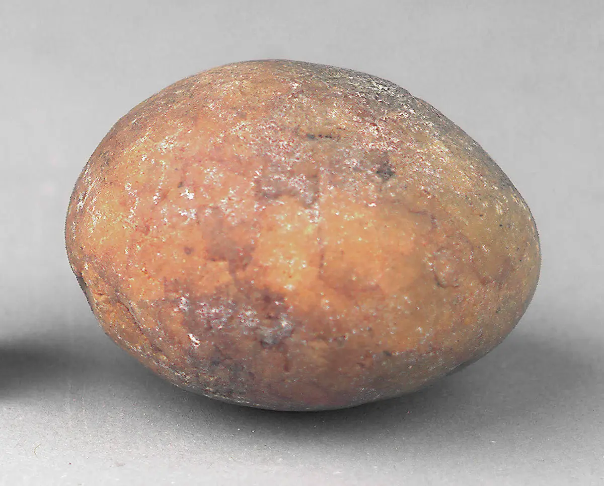 Quartz Pebble