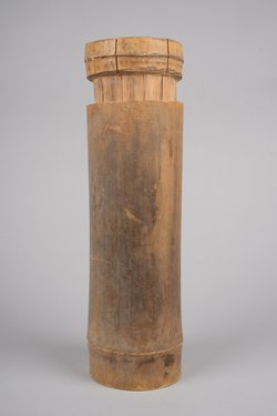 Behälter