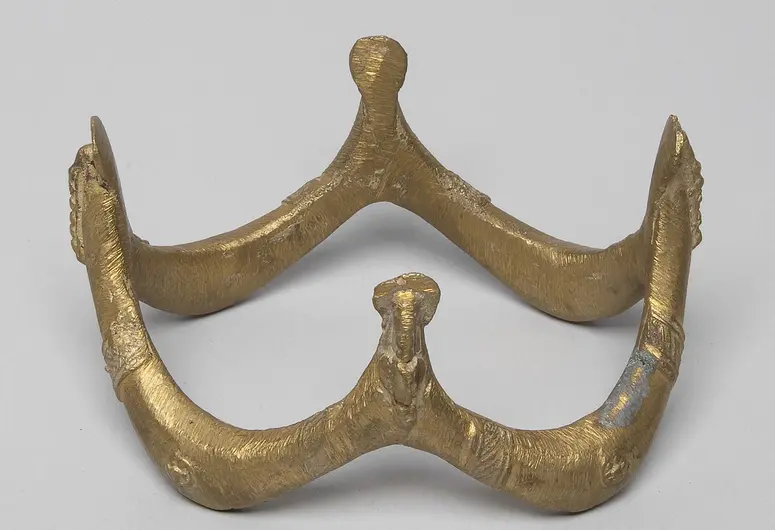 Beinschmuck