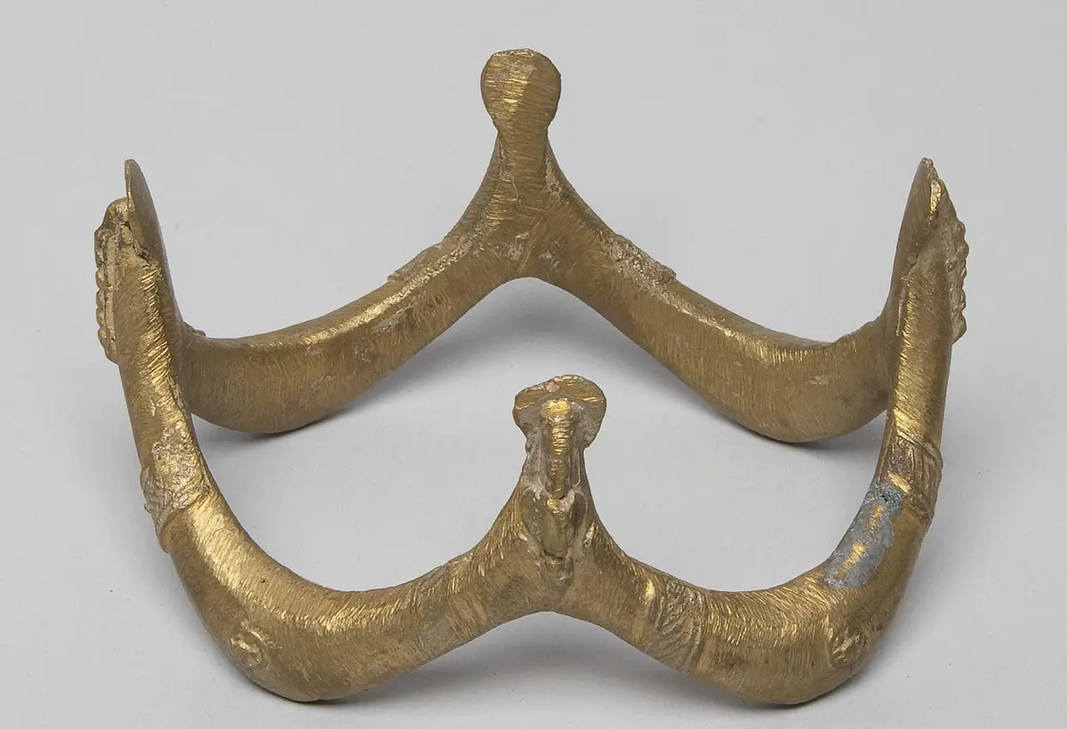 Beinschmuck