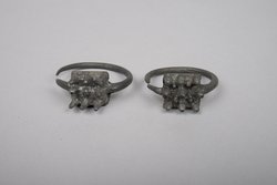 Paar Ohrschmuck