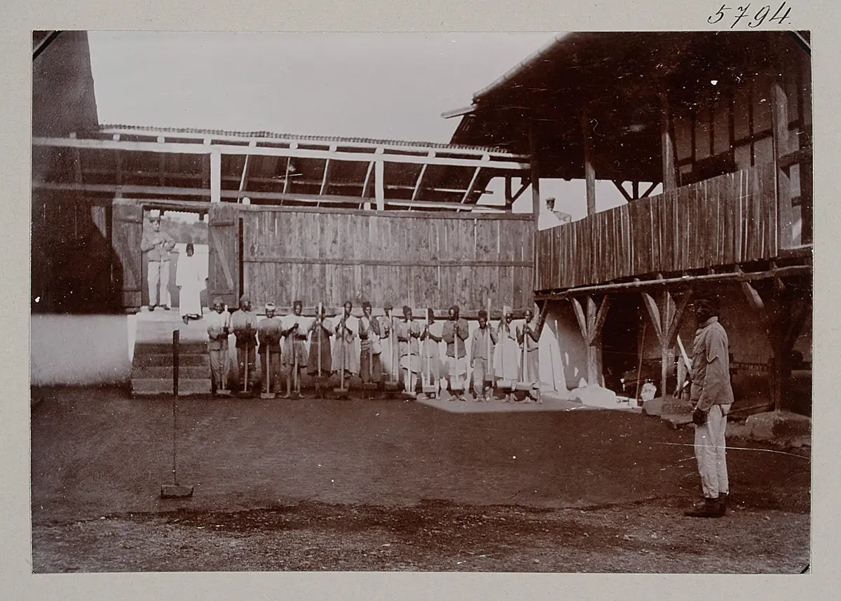 Arbeiter in der Boma von Moschi