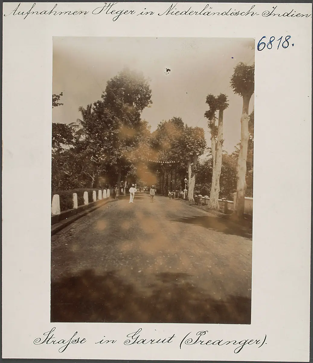 Strasse in Garut (Preanger)