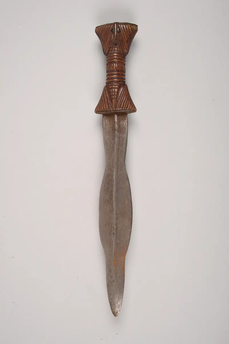 Messer mit Scheide