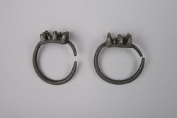Paar Ohrschmuck