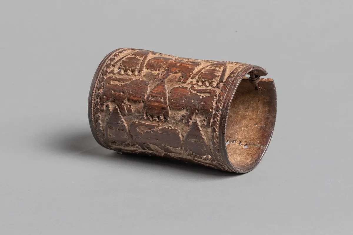Ivory Armcuff
