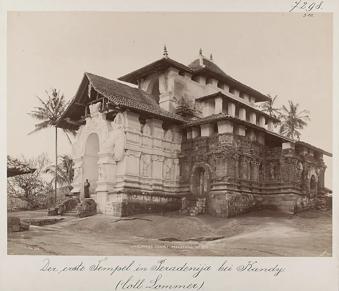 Peradenija bei Kandy: Der erste Tempel