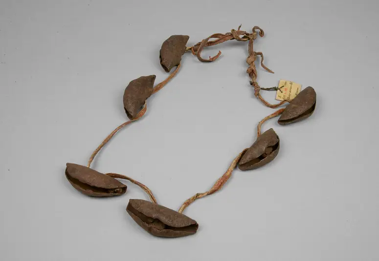Hüftschmuck