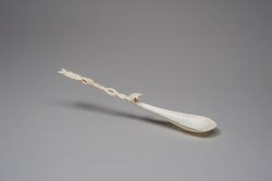 Bini-Portuguese Spoon