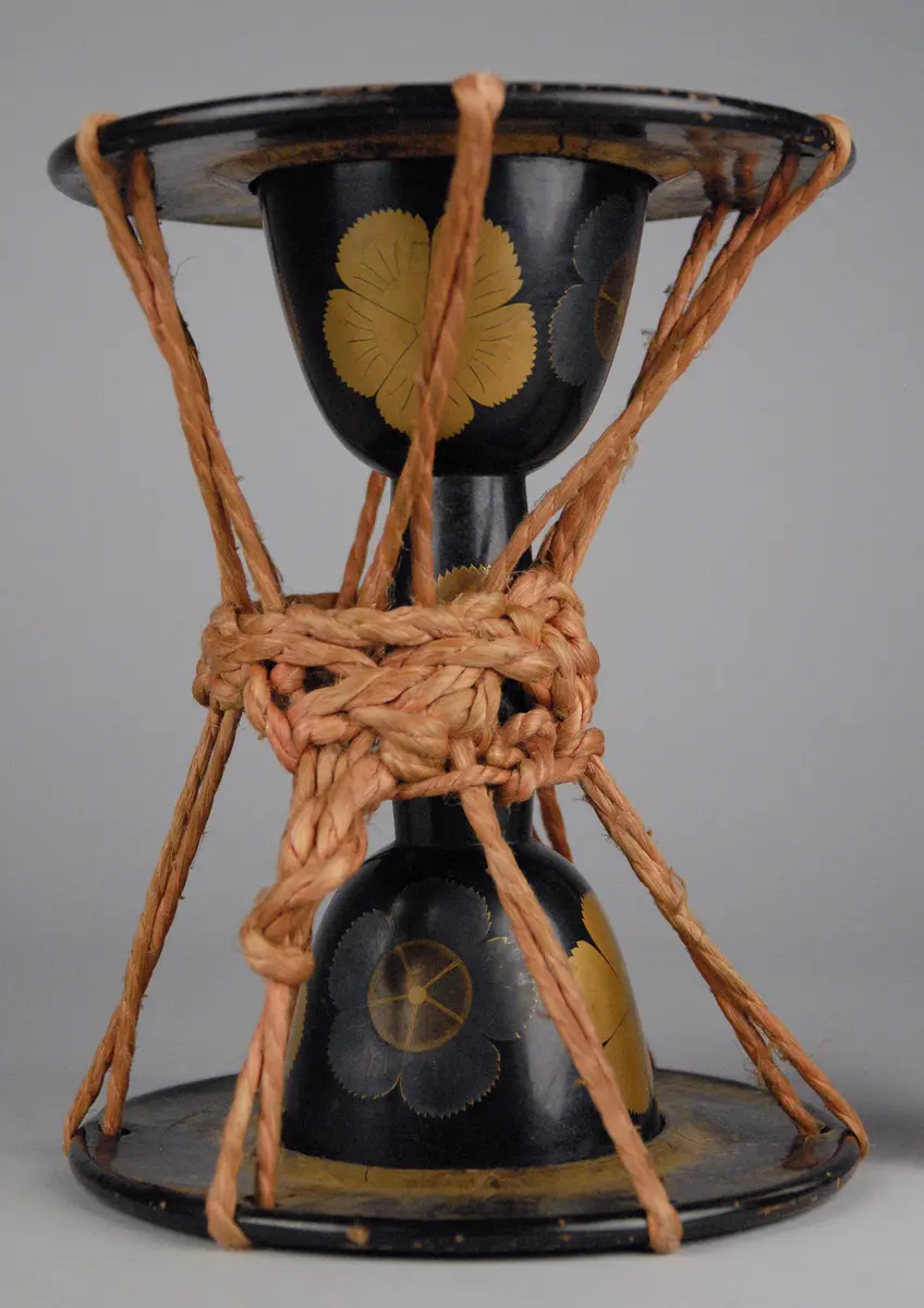 Small hourglass drum