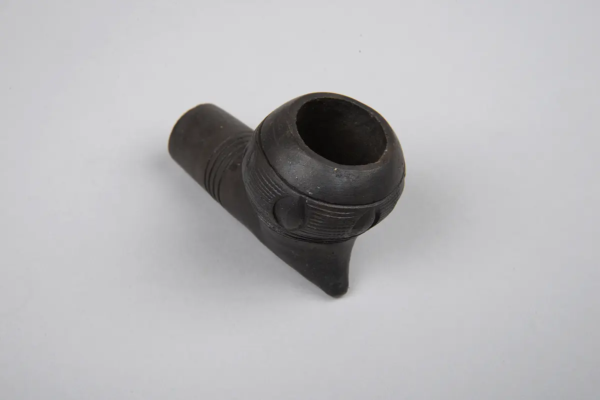 Tobacco Pipe Head