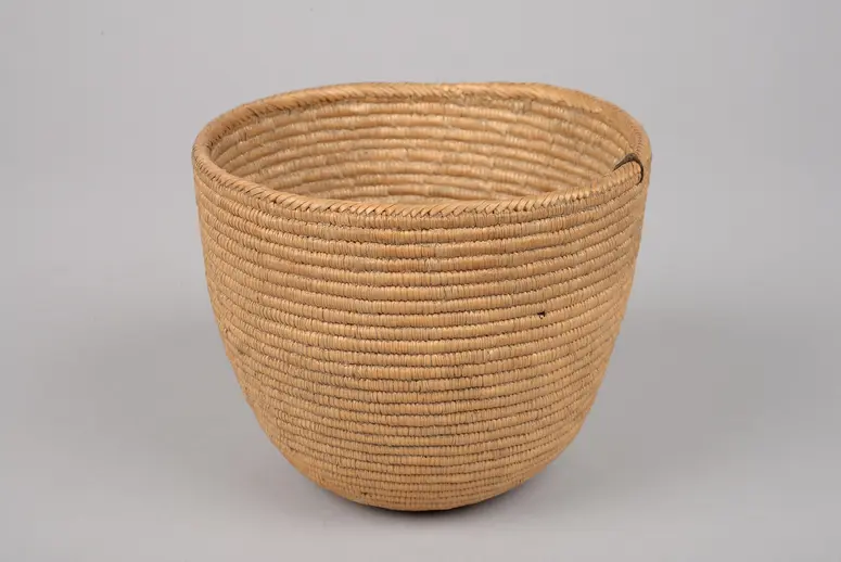 Korbbecher