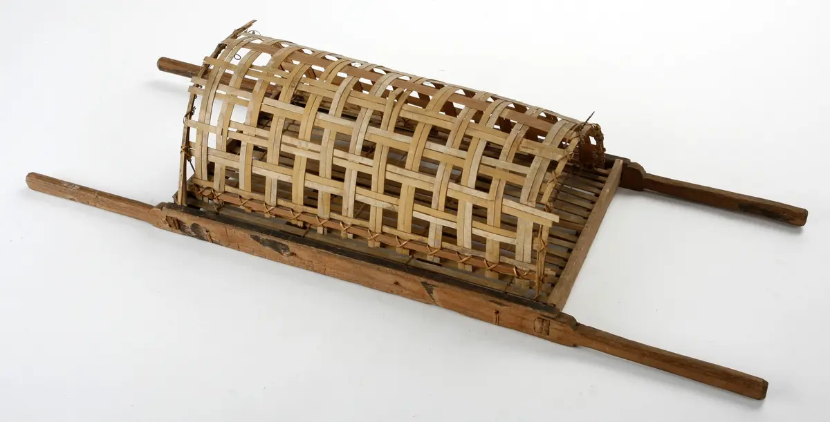 Model of a bier