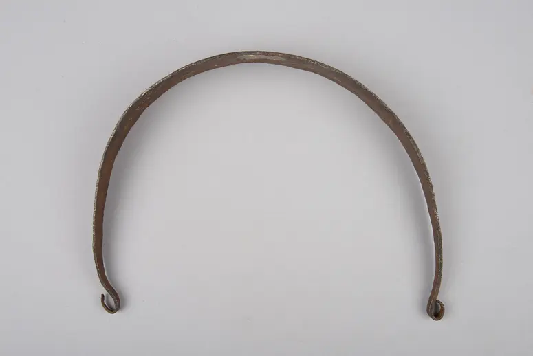 Stirnschmuck