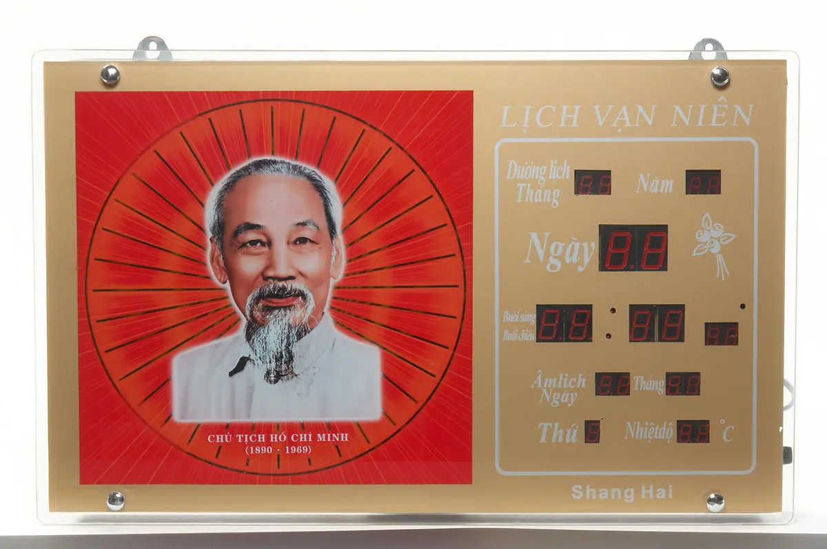 Wanduhr, Ho Chi Minh