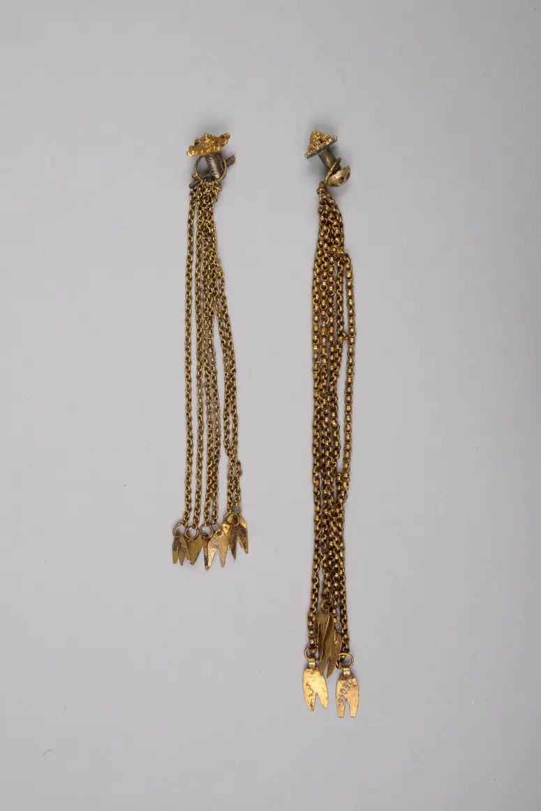Paar Ohrschmuck
