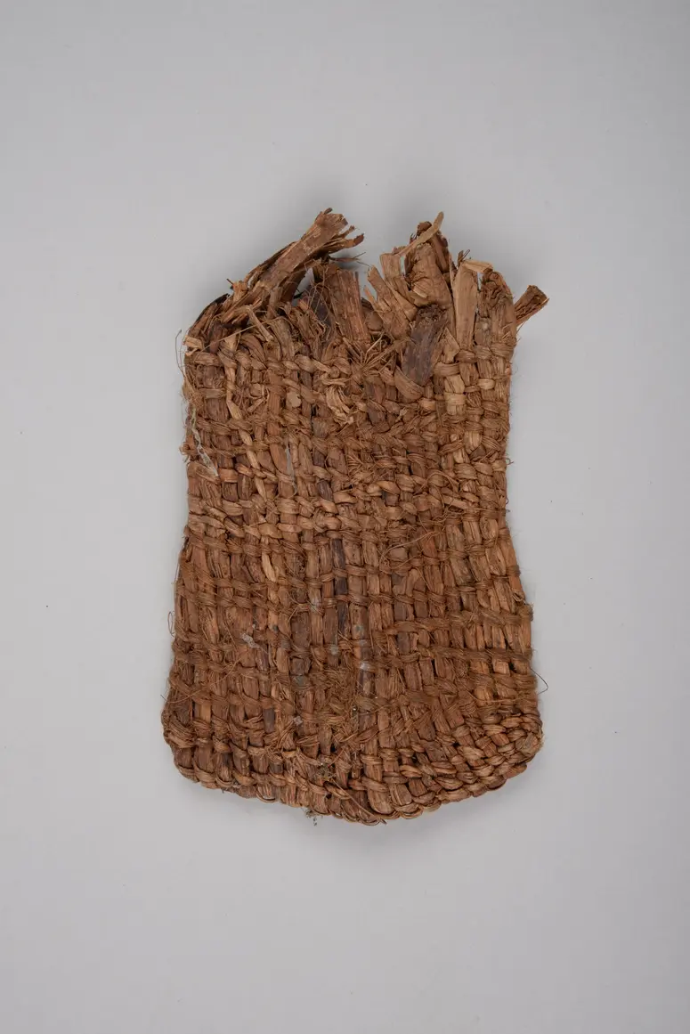 Täschchen (Amulett, unvollendet)