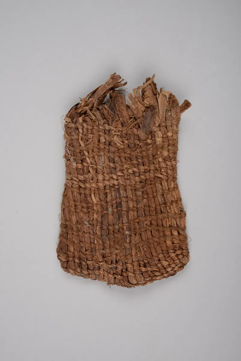 Täschchen (Amulett, unvollendet)