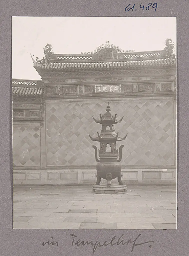 Shanghai. Im Tempelhof