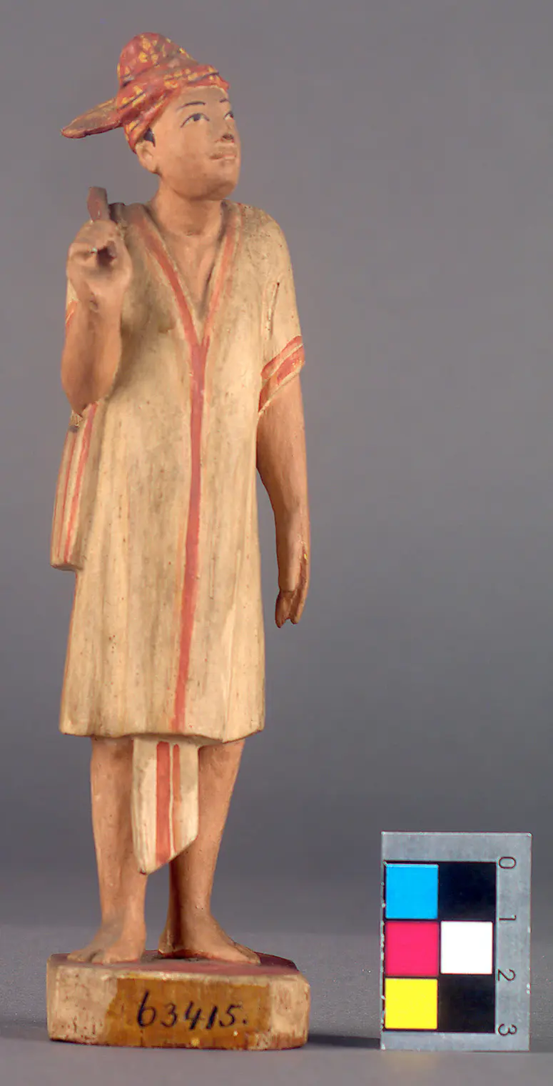 Holzfigur: Kare