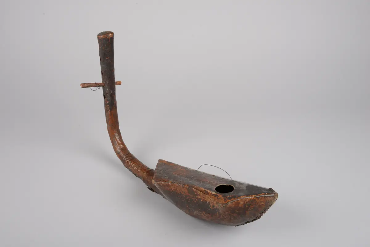 Instrument: Bogenlaute