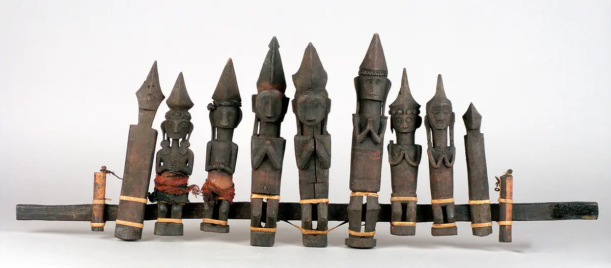 Row of ancestor figures