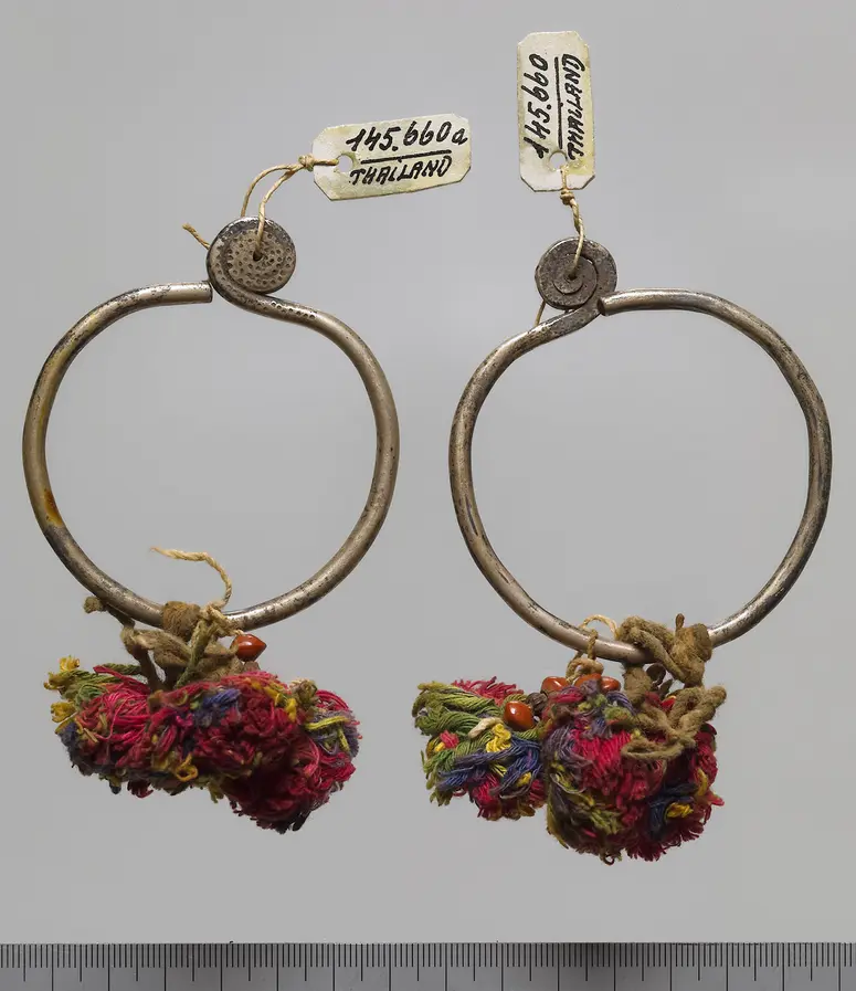 Ohrschmuck