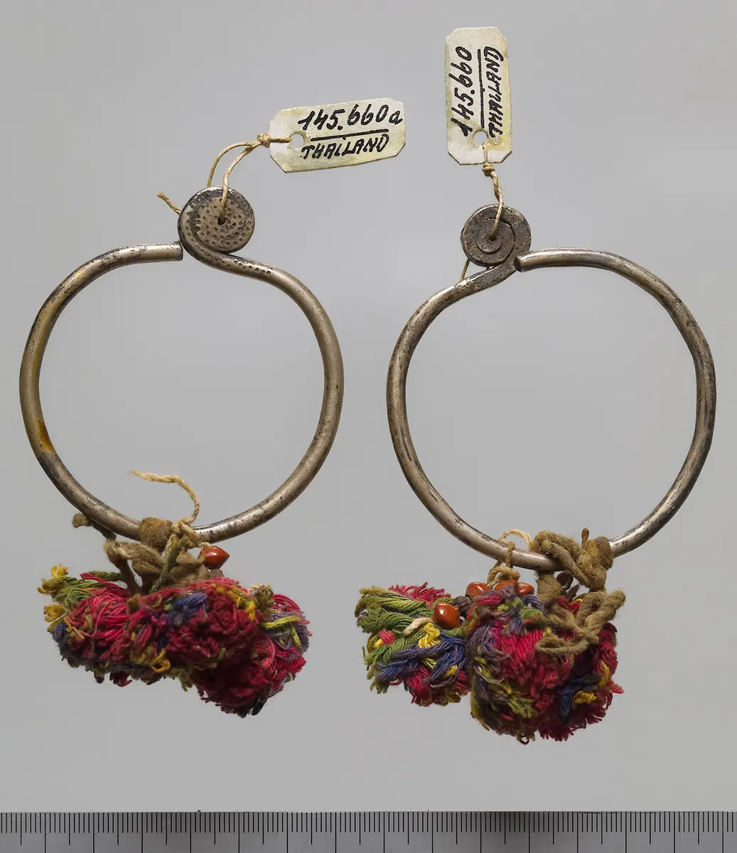 Ohrschmuck