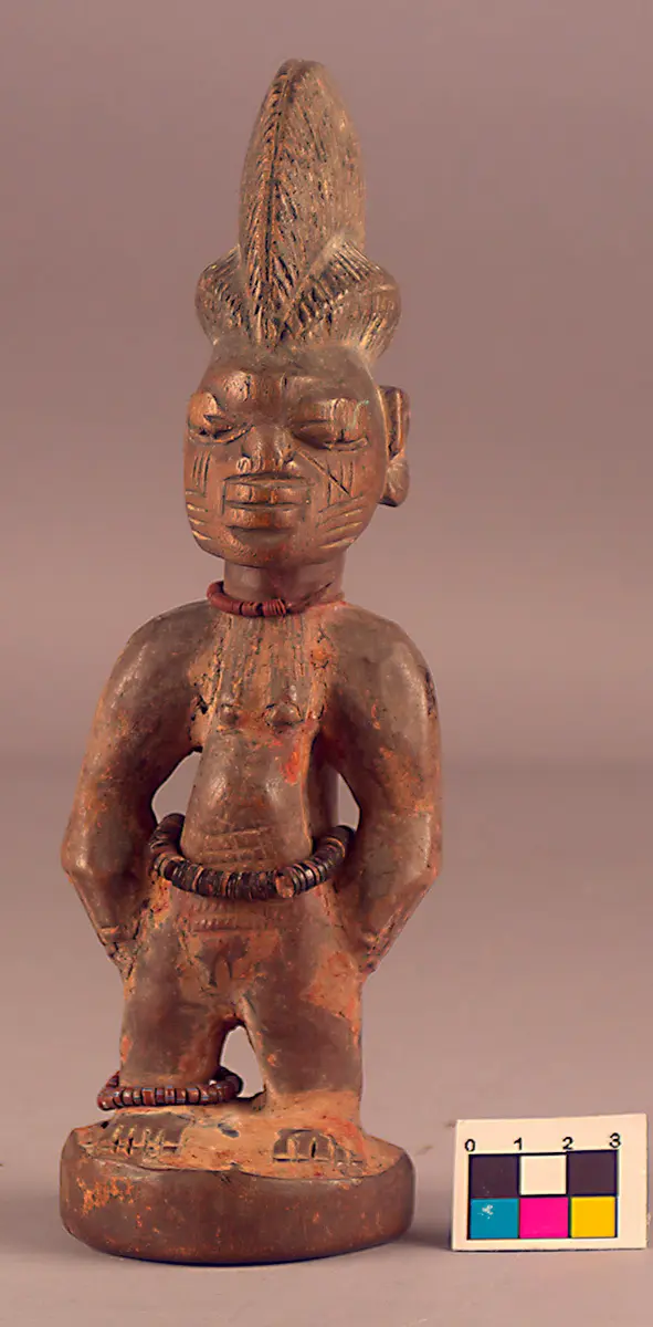 Weibliche Ibeji Drillingsfigur