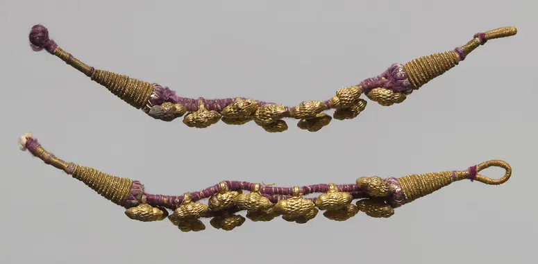 Armschmuck